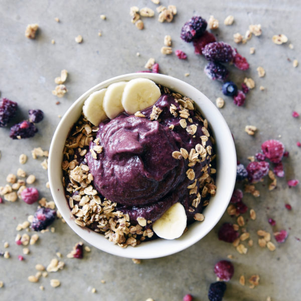 Gabby + Laird's Go To AÇai Bowl